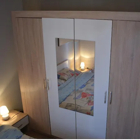 Lucija Apartman *