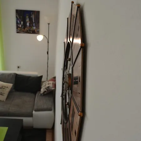 Lucija Apartman *