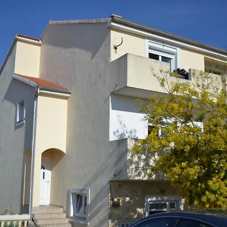 Lucija Apartman Apartman *